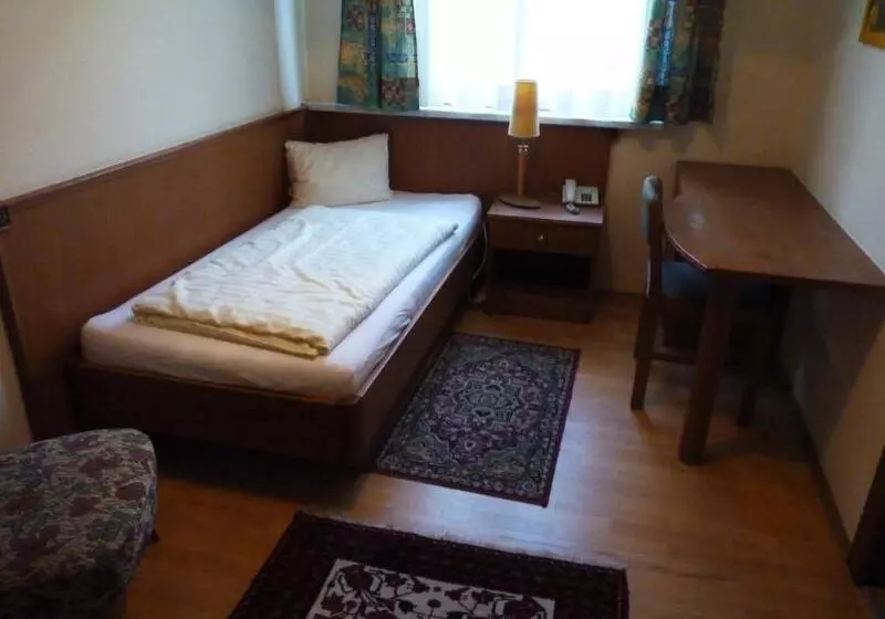 Отель Gasthof Zur Post