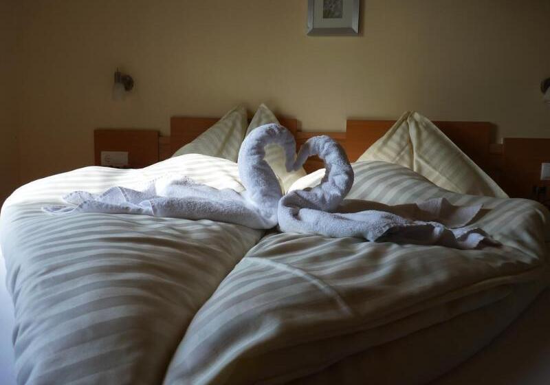 Отель Gasthof Zur Post