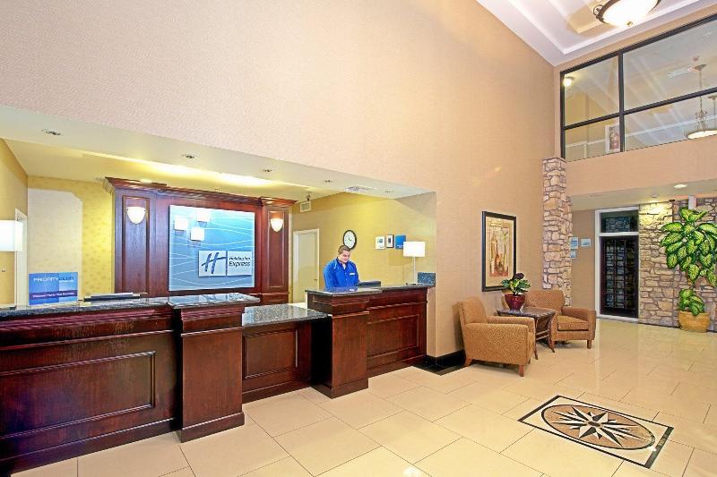 فندق Holiday Inn Express & Suites Tucson, An Ihg