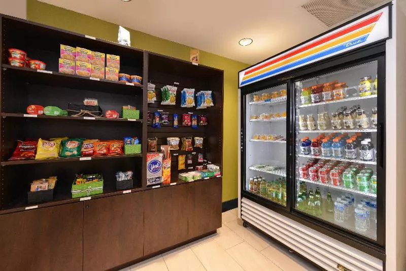 Hotel Holiday Inn Express & Suites Raleigh Ne Medical Ctr Area, An Ihg