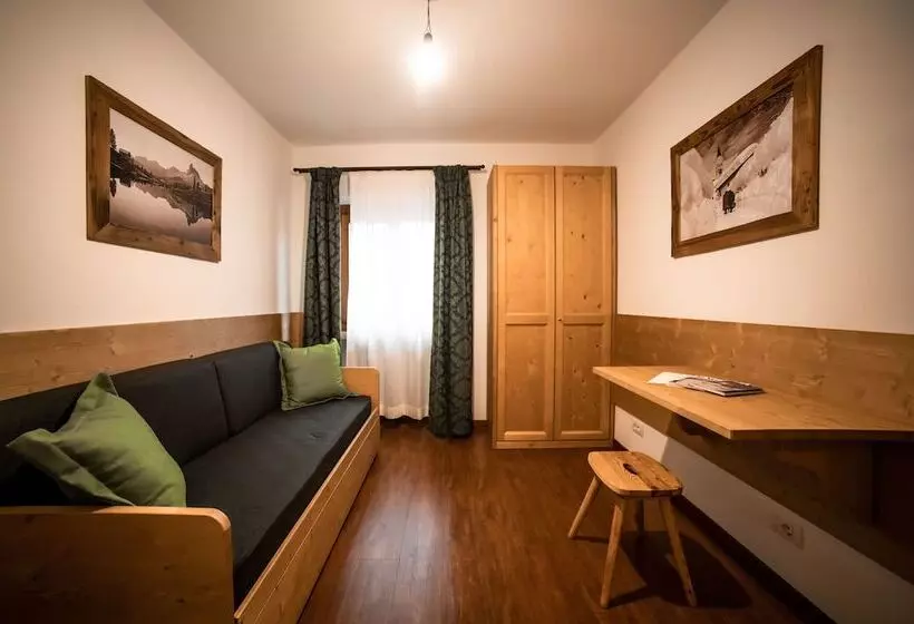 酒店 Panda Cortina Ricarica Auto Elettriche