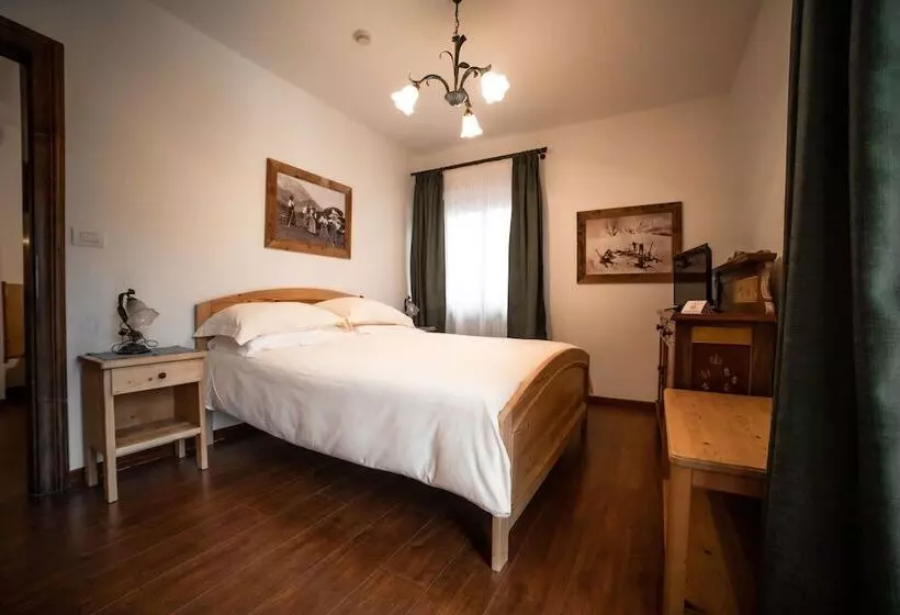 酒店 Panda Cortina Ricarica Auto Elettriche