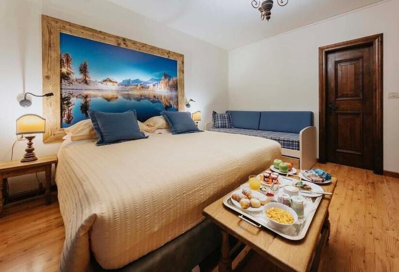 호텔 Panda Cortina  Ricarica Auto Elettriche