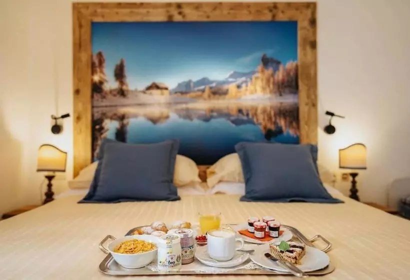 酒店 Panda Cortina Ricarica Auto Elettriche