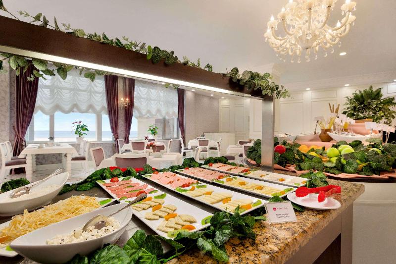 فندق Ramada By Wyndham Baku