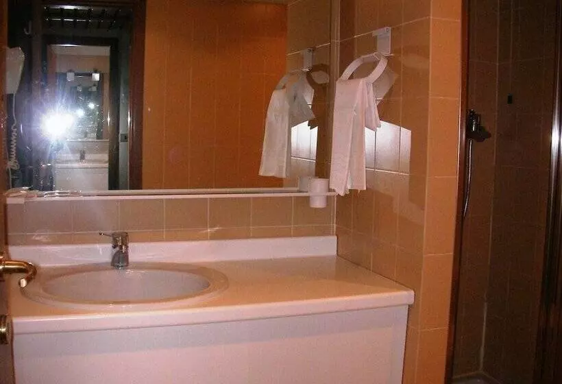 בית מלון כפרי Residence Universo