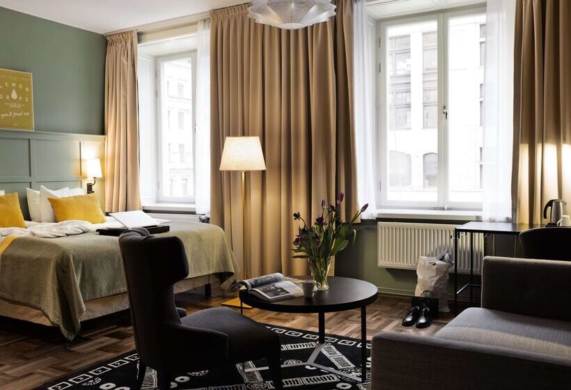 هتل Scandic Grand Central
