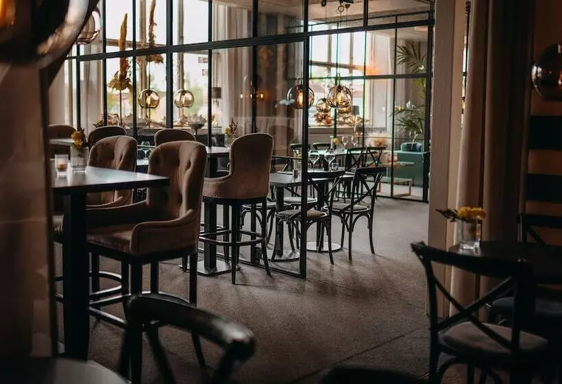 Sunlight Hotel Conference & Spa