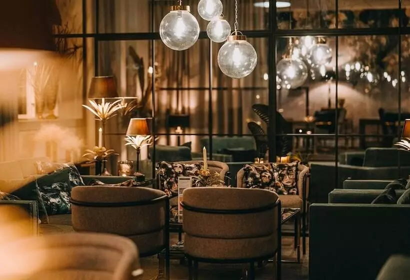 Sunlight Hotel Conference & Spa