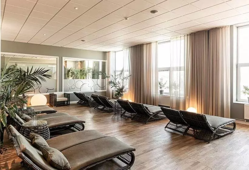 Sunlight Hotel Conference & Spa