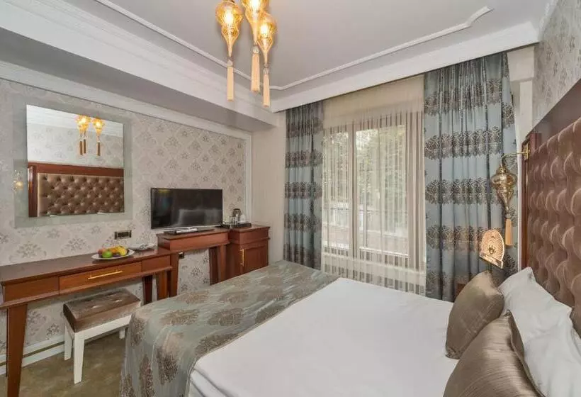 Hotel The Empress Theodora