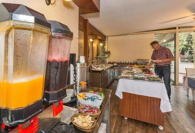 Hotel The Empress Theodora