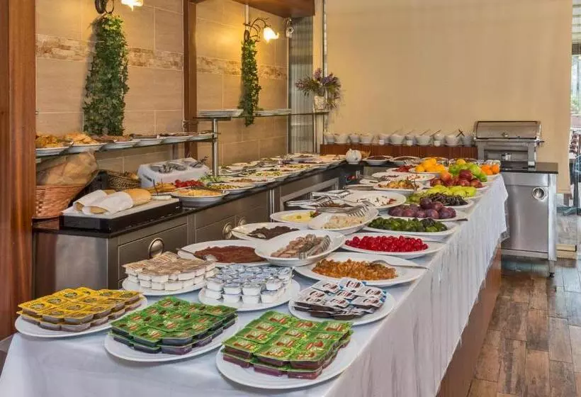 Hotel The Empress Theodora