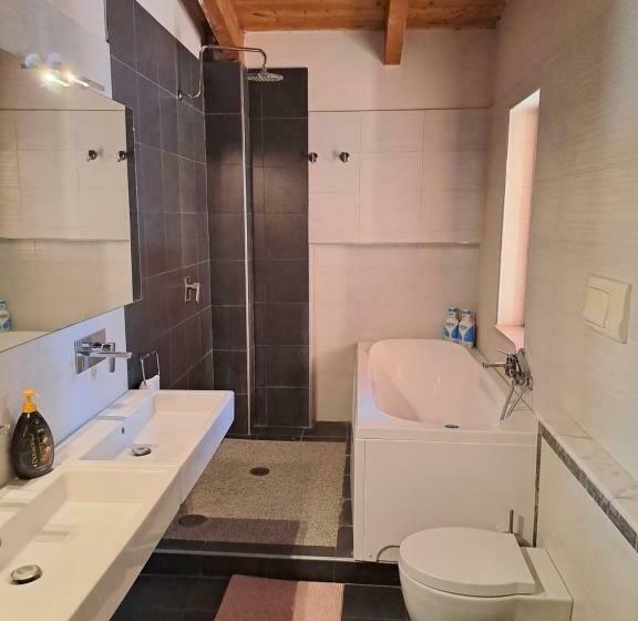 ベッドアンドブレックファースト Oasi Di Frattamaggiore