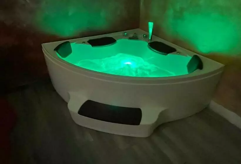 پانسیون Atena Apartments B&b Gold