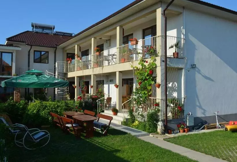 Majatalo Vila Azaleea