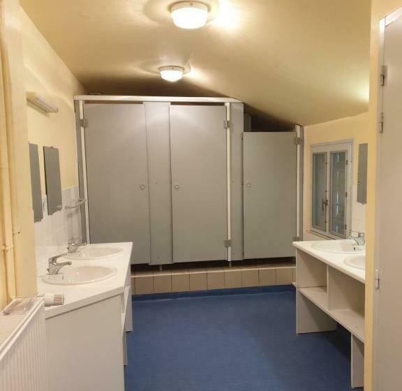 هاستل Peyranère