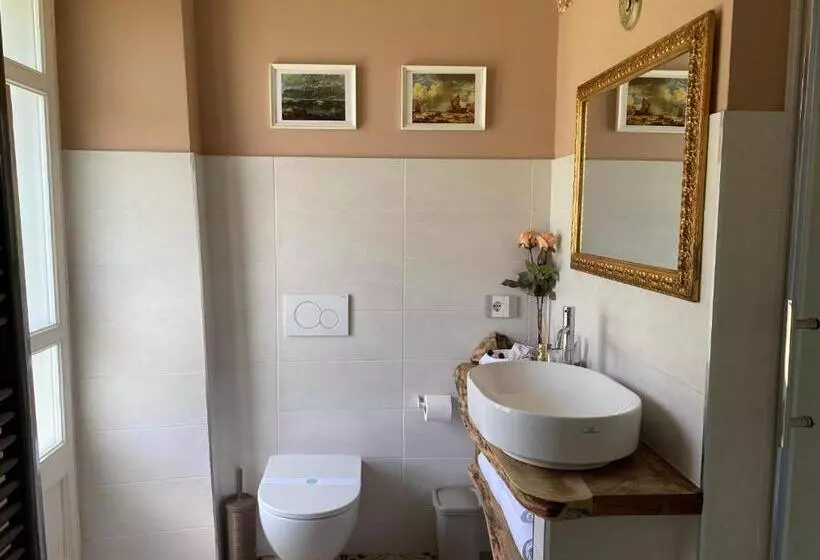 تختخواب و صبحانه Bed&breakfast Villa Camilla