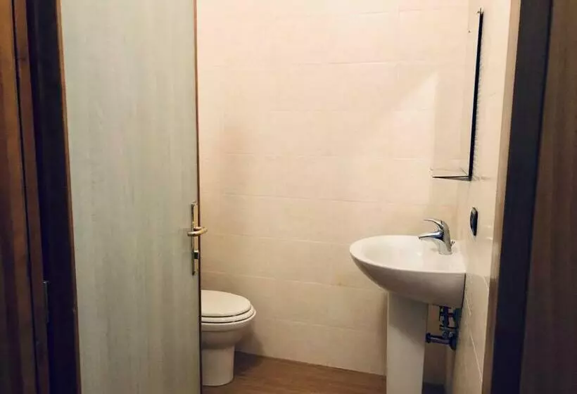 Aamiaismajoitus (B&B) La Dimora Degli Artisti