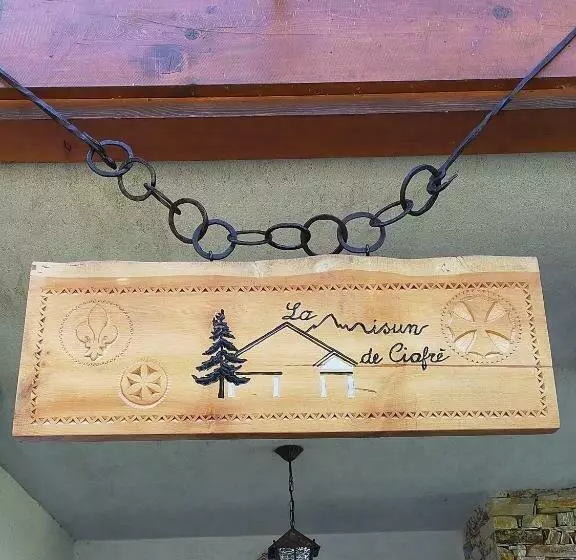 Aamiaismajoitus (B&B) La Misun De Ciafrè