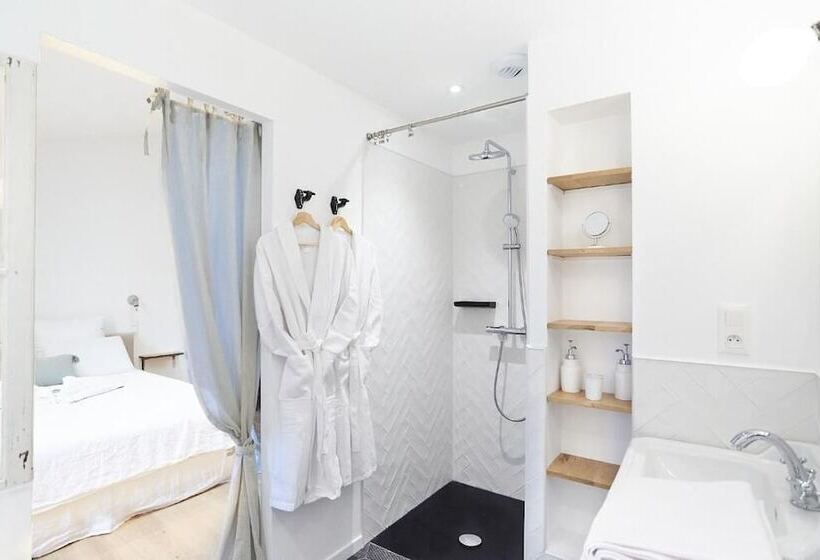 تختخواب و صبحانه Maison 1634   Parking, Petit Dejeuner Compris, Proche Centre, Climatisation, Piscine