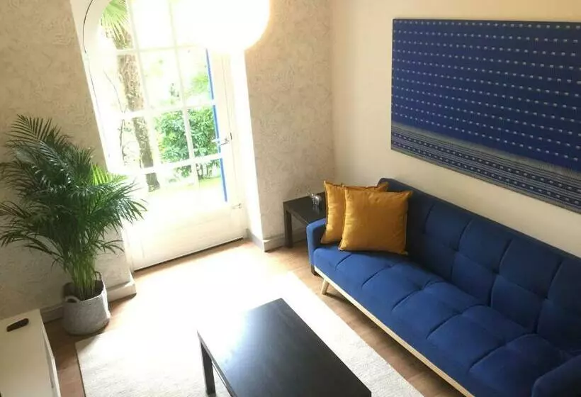 Aamiaismajoitus (B&B) Suites Mendibil Irun