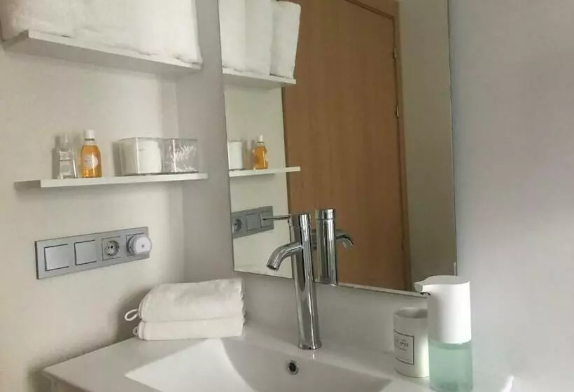 Aamiaismajoitus (B&B) Suites Mendibil Irun