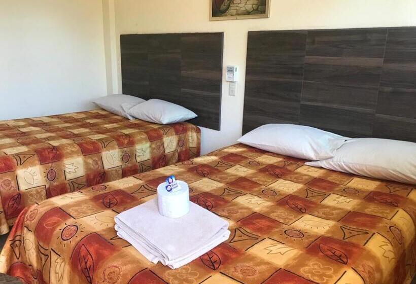 בית מלון כפרי Sociedad Y Maristas