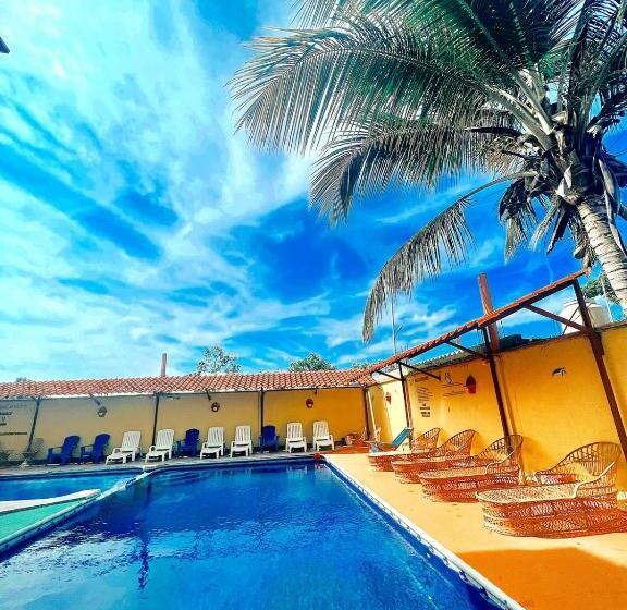 בית מלון כפרי Sociedad Y Maristas