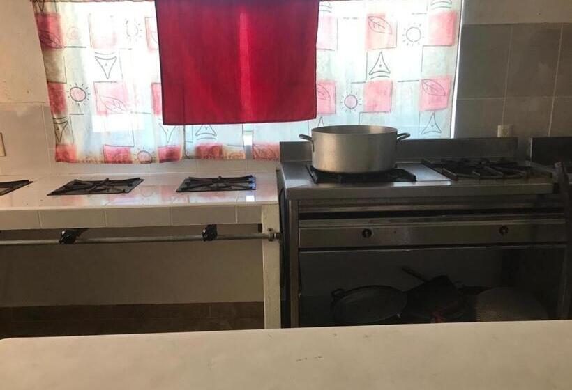 בית מלון כפרי Sociedad Y Maristas