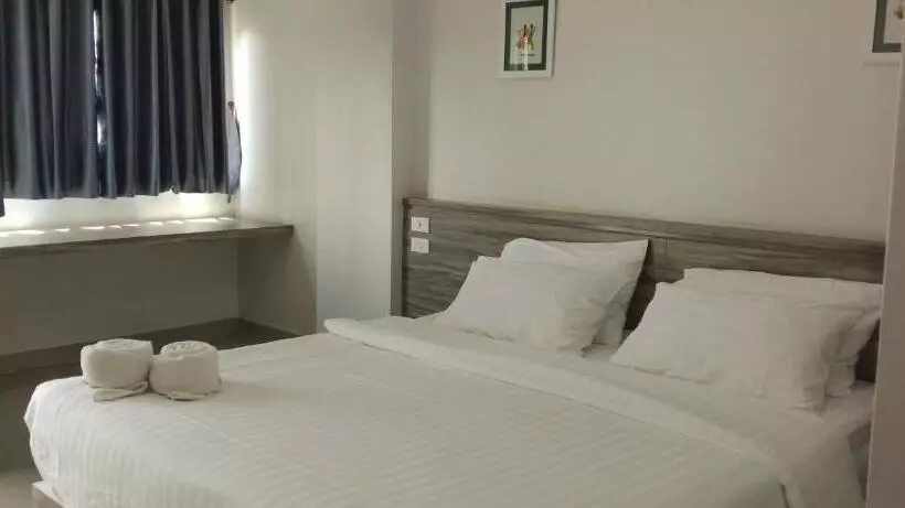 Hotelli The Grace Kok Udom