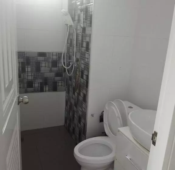 Hotelli The Grace Kok Udom