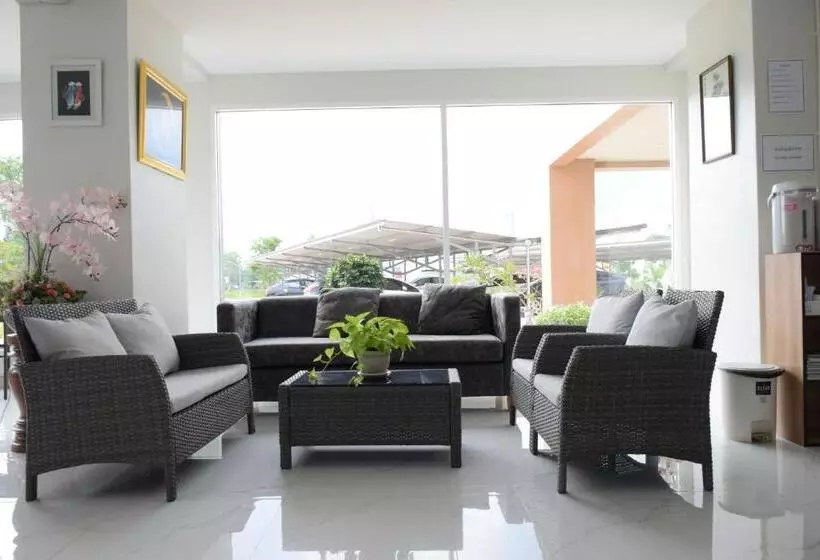 Hotelli The Grace Kok Udom