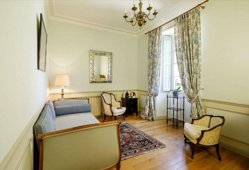 Пансион Manoir De Bel Ebat