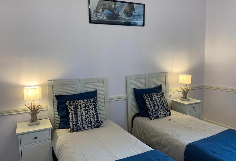 Пансион Manoir De Bel Ebat