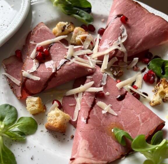 Resort Bouquet & Gourmet