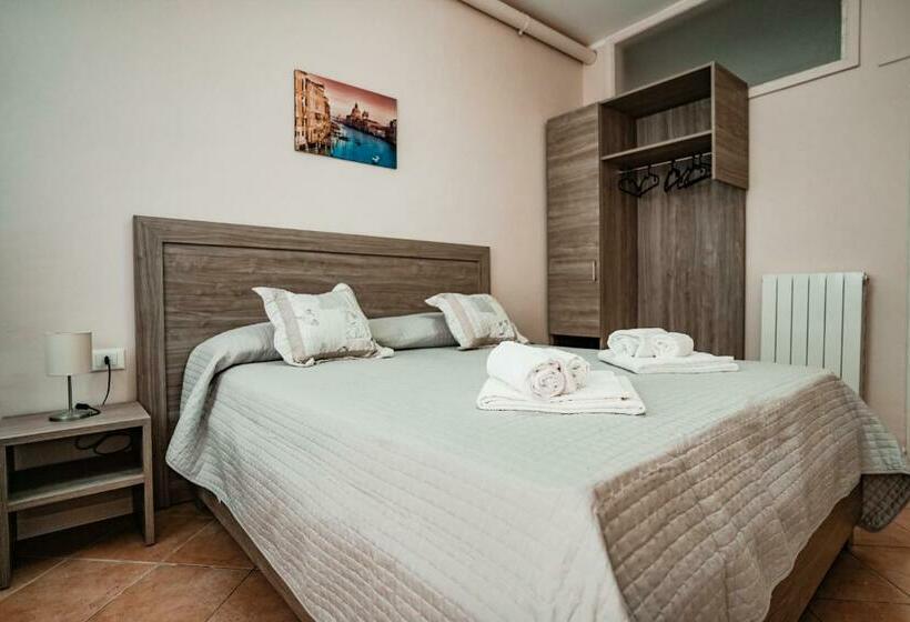 تختخواب و صبحانه Angelica Home