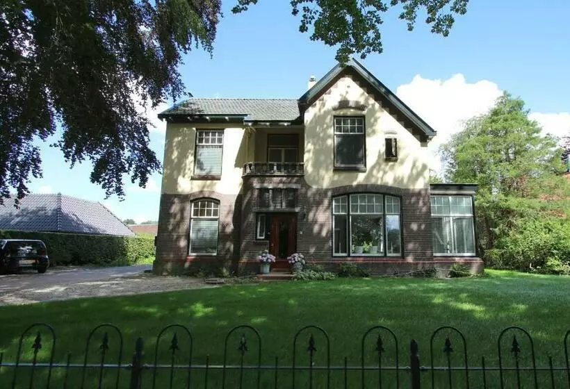 Aamiaismajoitus (B&B) Het Doktershuys