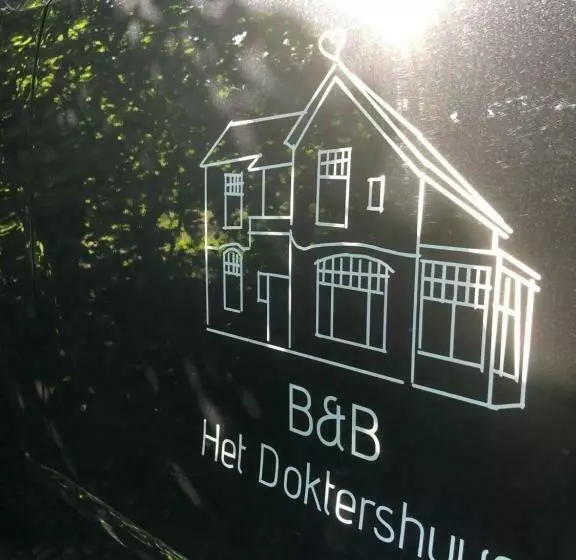 Aamiaismajoitus (B&B) Het Doktershuys