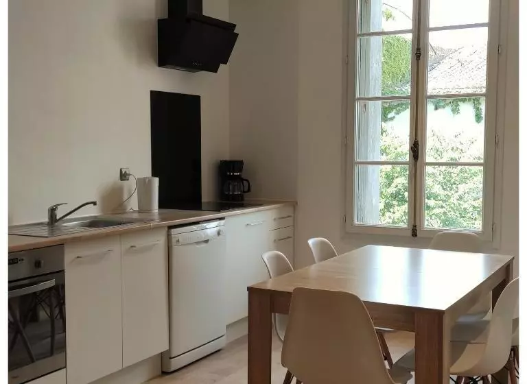 Aamiaismajoitus (B&B) La Vigneronne Des Costières