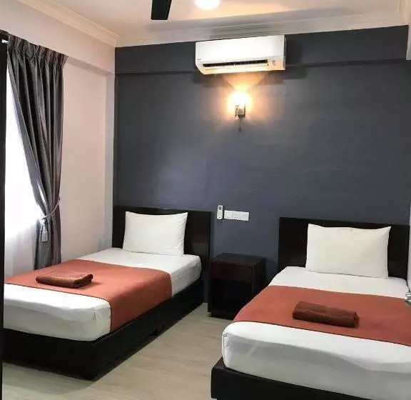 Hotelli Capital O 90490 Zaques