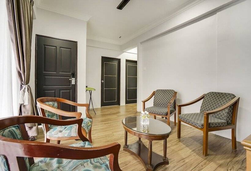 酒店 Capital O 90490 Zaques