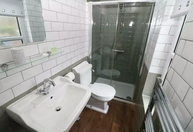 ペンション Four Seasons Guesthouse