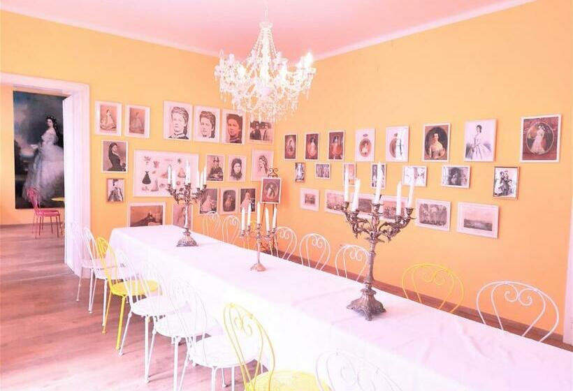 Sisi Schloss Rudolfsvilla   Appartement Gisela