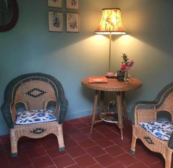 Aamiaismajoitus (B&B) Damechouette