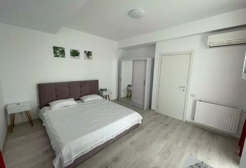 North Apartments I