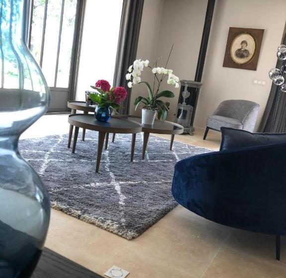 مبيت وإفطار Domaine Du Pont Salmois