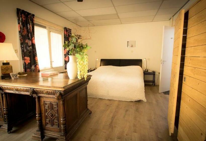 ベッドアンドブレックファースト Rumah Senang