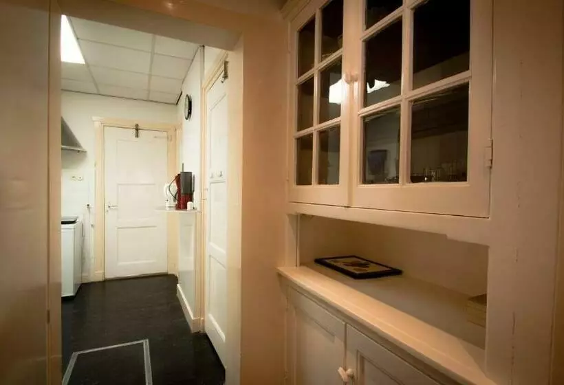 Aamiaismajoitus (B&B) Rumah Senang