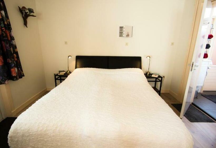 住宿加早餐  Rumah Senang